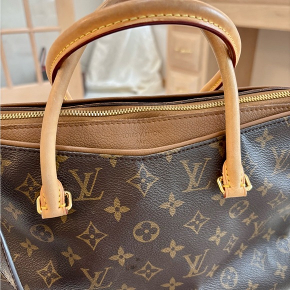 Louis Vuitton Brown and Tan Monogram Shoulder Bag - Picture 3 of 10